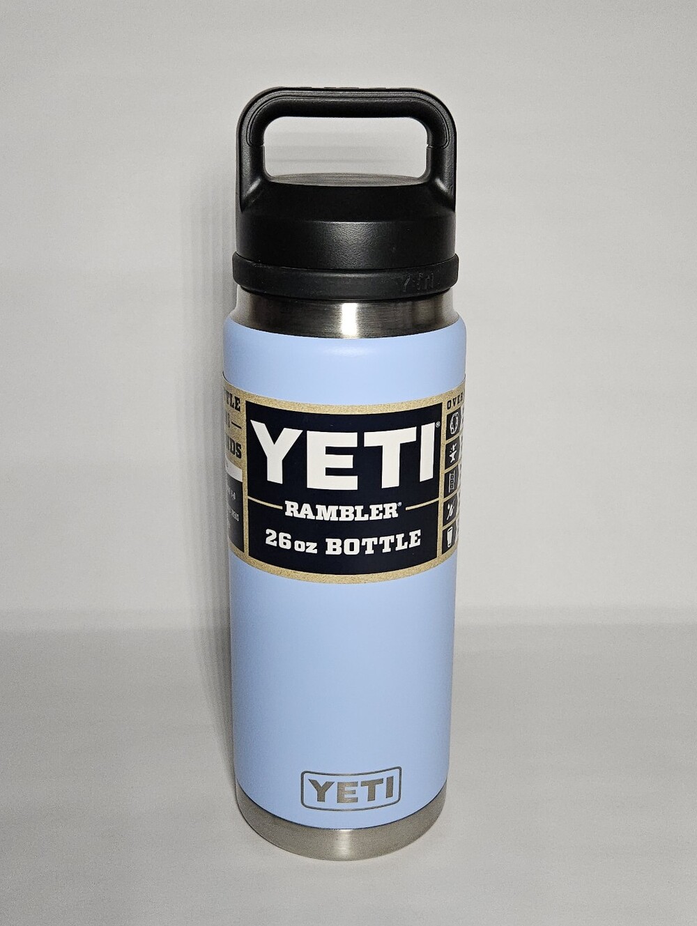 Yeti Rambler * Retired BIG SKY BLUE * 26 oz Chug Cap